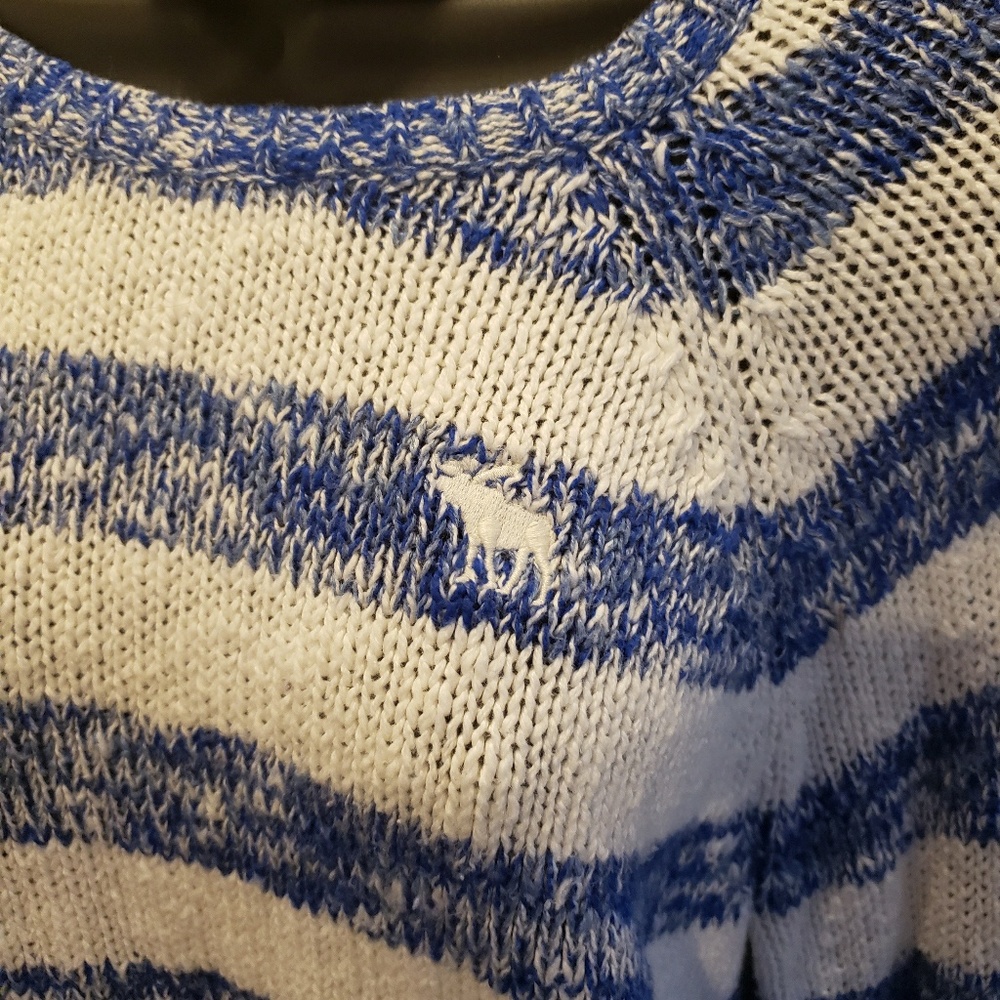Sweater - Picture 2 of 2